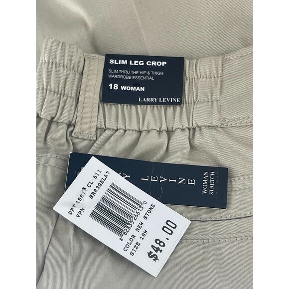 NWT Larry Levine Cream Khaki Capri Cropped Slim Leg Pants Women's Size 18 - Picture 7 of 7